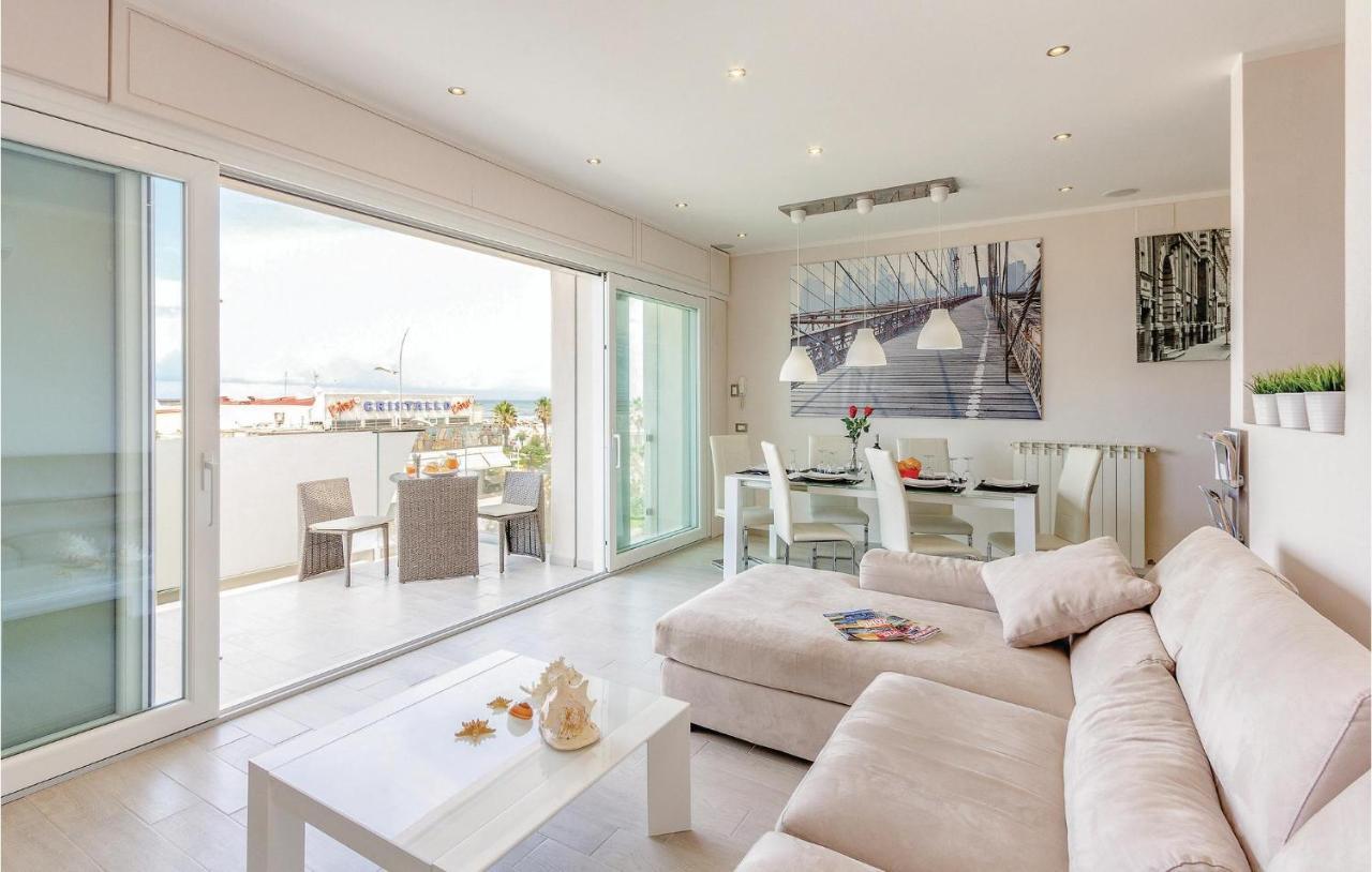 Sul Mare Apartment Лидо Ди Камайоре Екстериор снимка