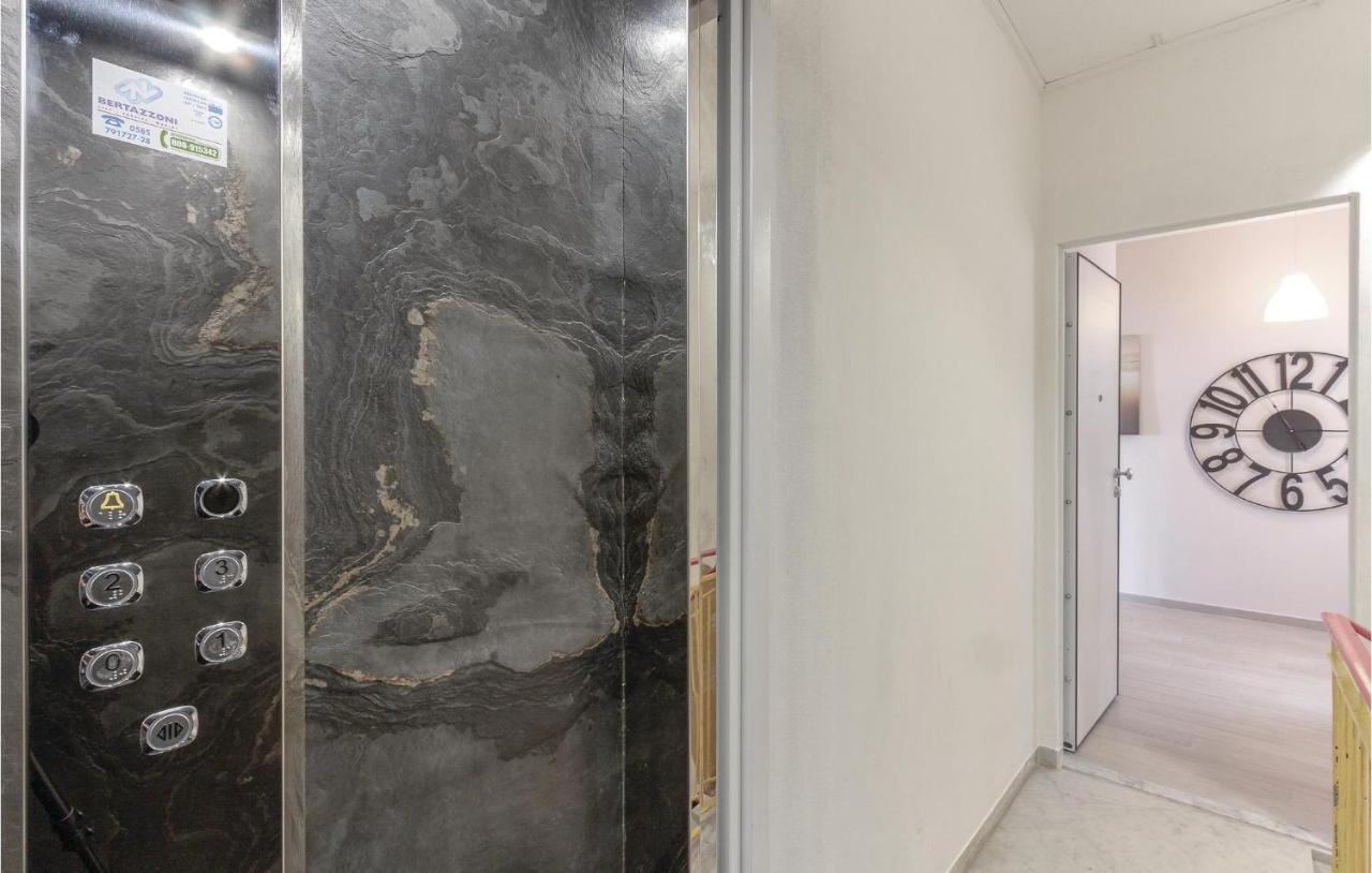 Sul Mare Apartment Лидо Ди Камайоре Екстериор снимка